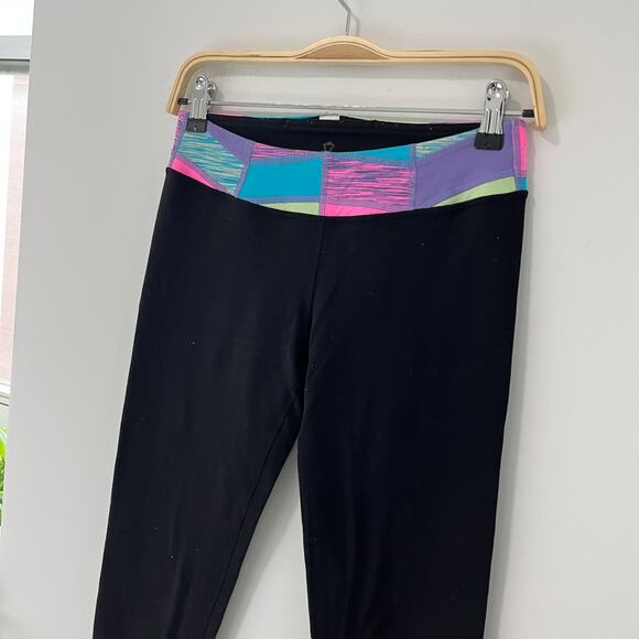 Ivivva Girl's Black & Blue Leggings Size 14 - Picture 3 of 5